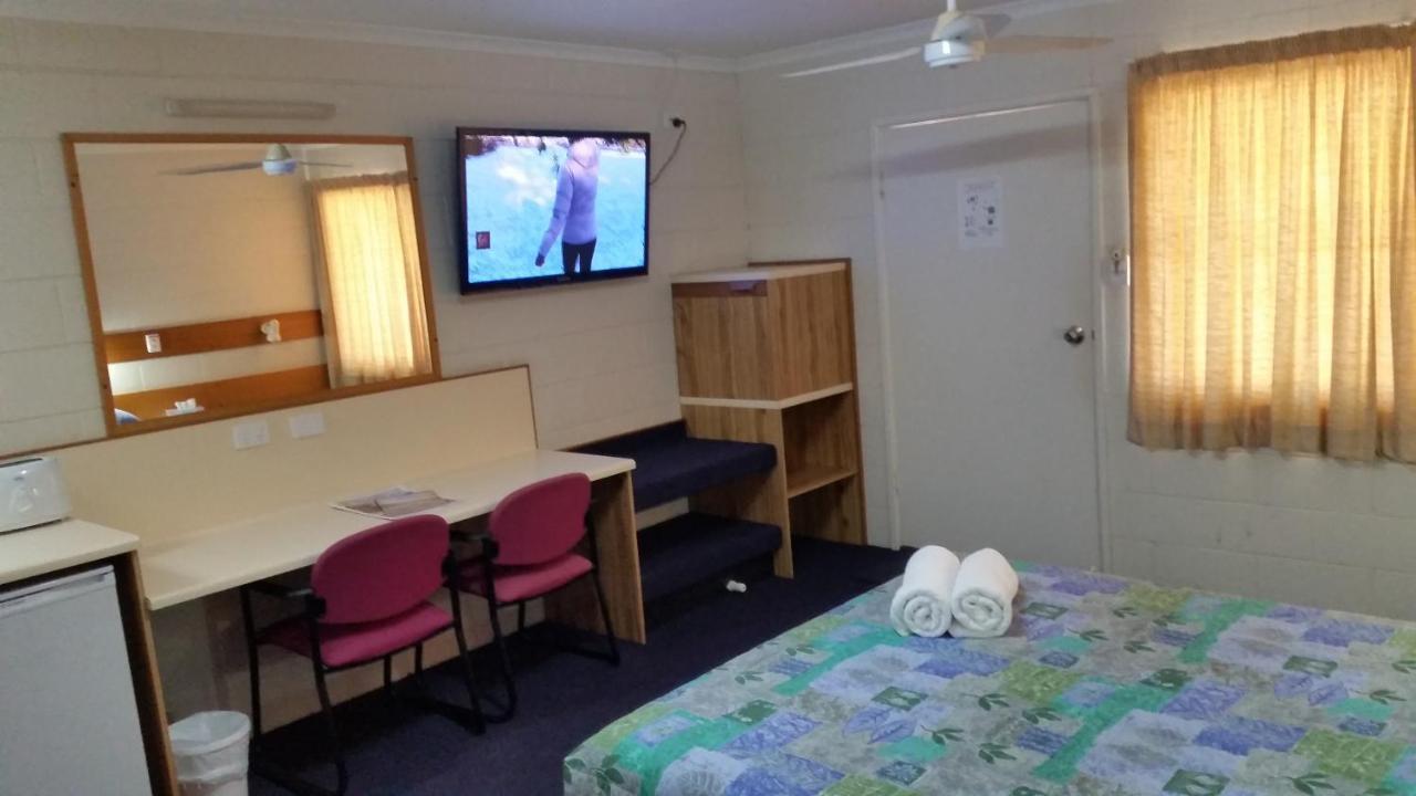 Sandcastle Tin Bay Motel